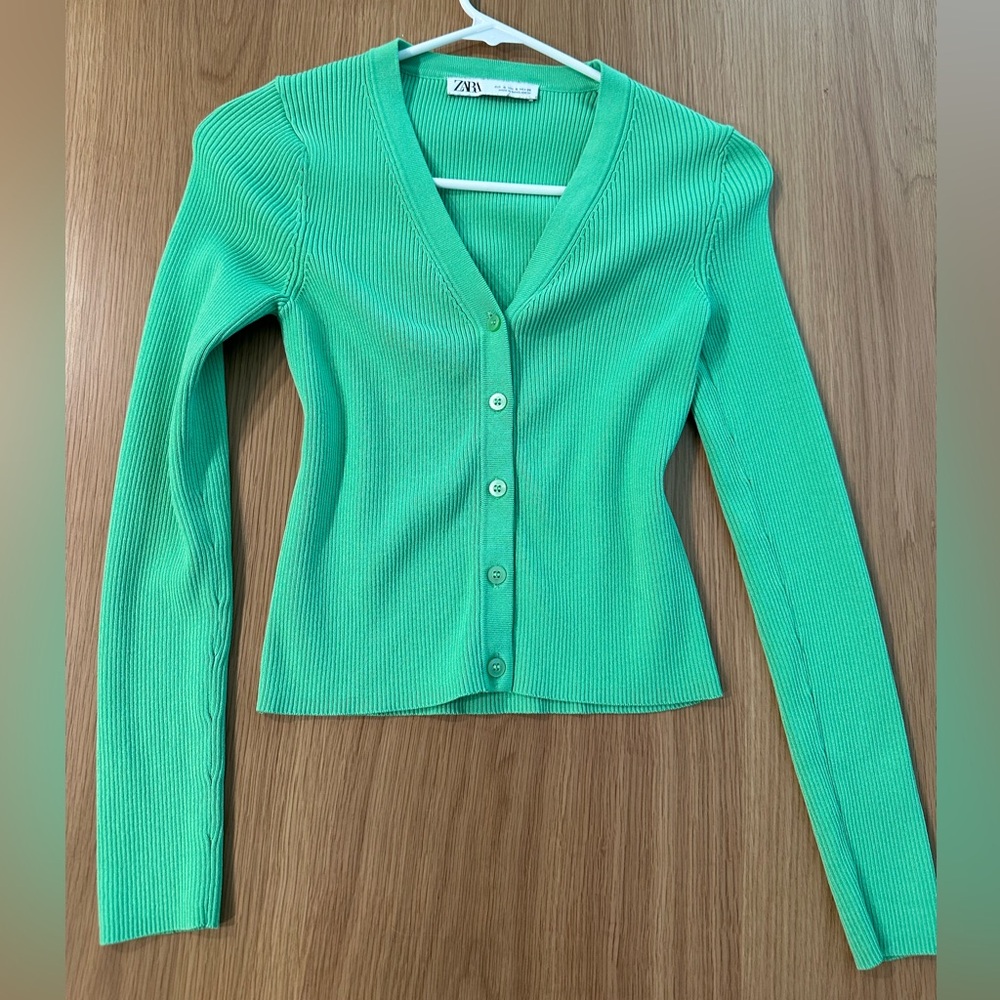 Zara Women's Green Cardigan Like New